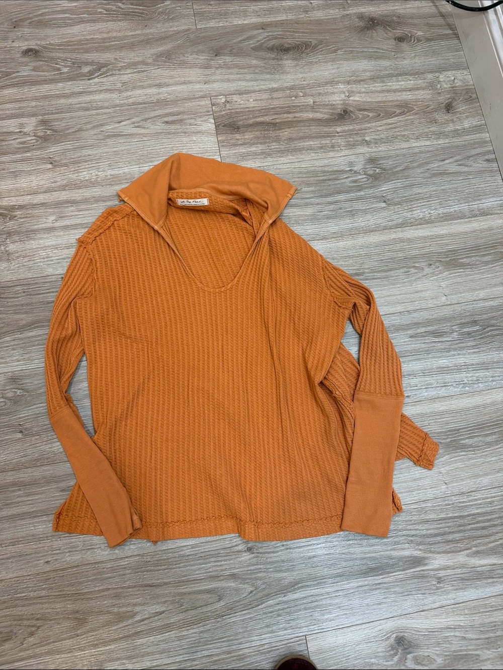 Free People  Raymond Thermal Women's V-Neck Ribbed Shirt in Rust Orange SMALL
